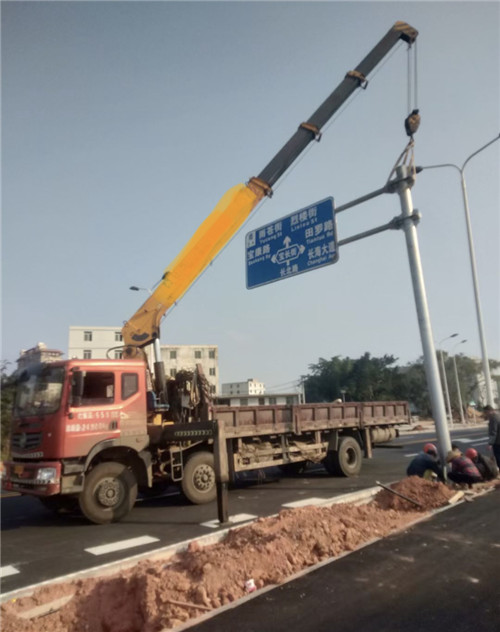 三门峡市设备吊装租赁吊车要用多大吊车