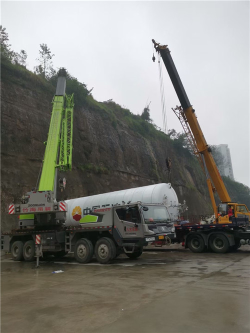三门峡市“不怕风雨冻”—— 吊车的 “恶劣环境适应” 技术
